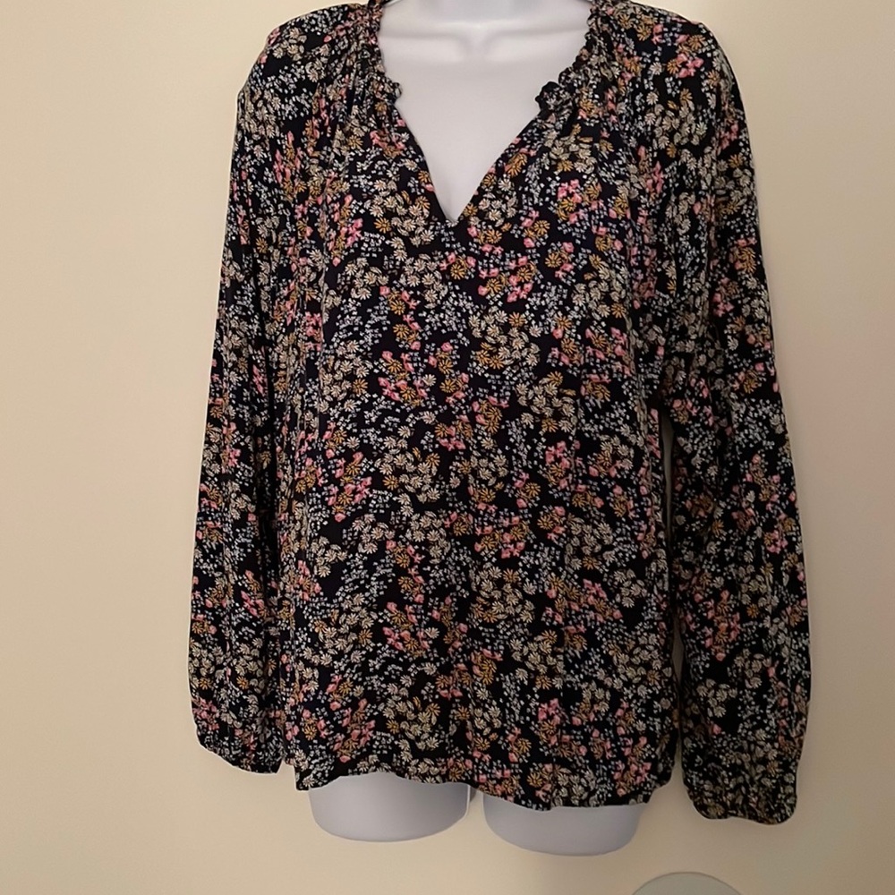 💙Gap long sleeve blouse